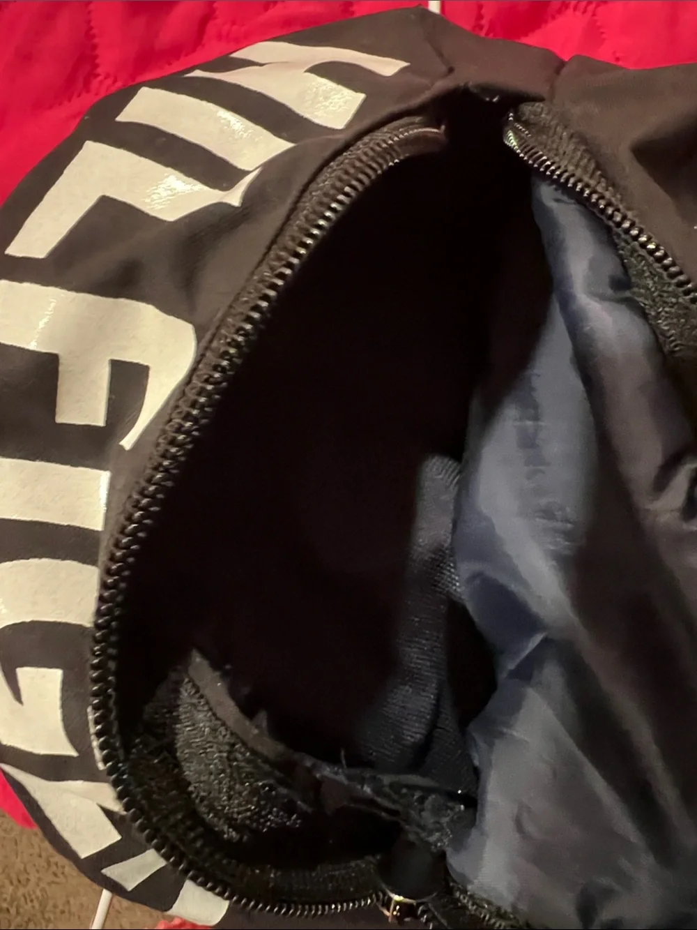 Tommy Hilfiger Black Logo-Trim Duffle Bag